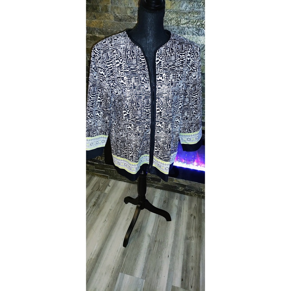 Alfred Dunner Black And White Jacket Size 18